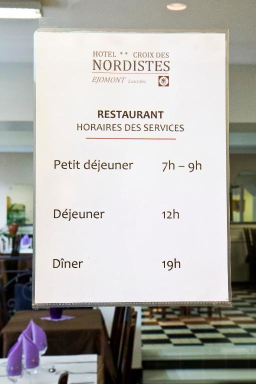 Hotel Croix Des Nordistes Lourdes Exterior foto